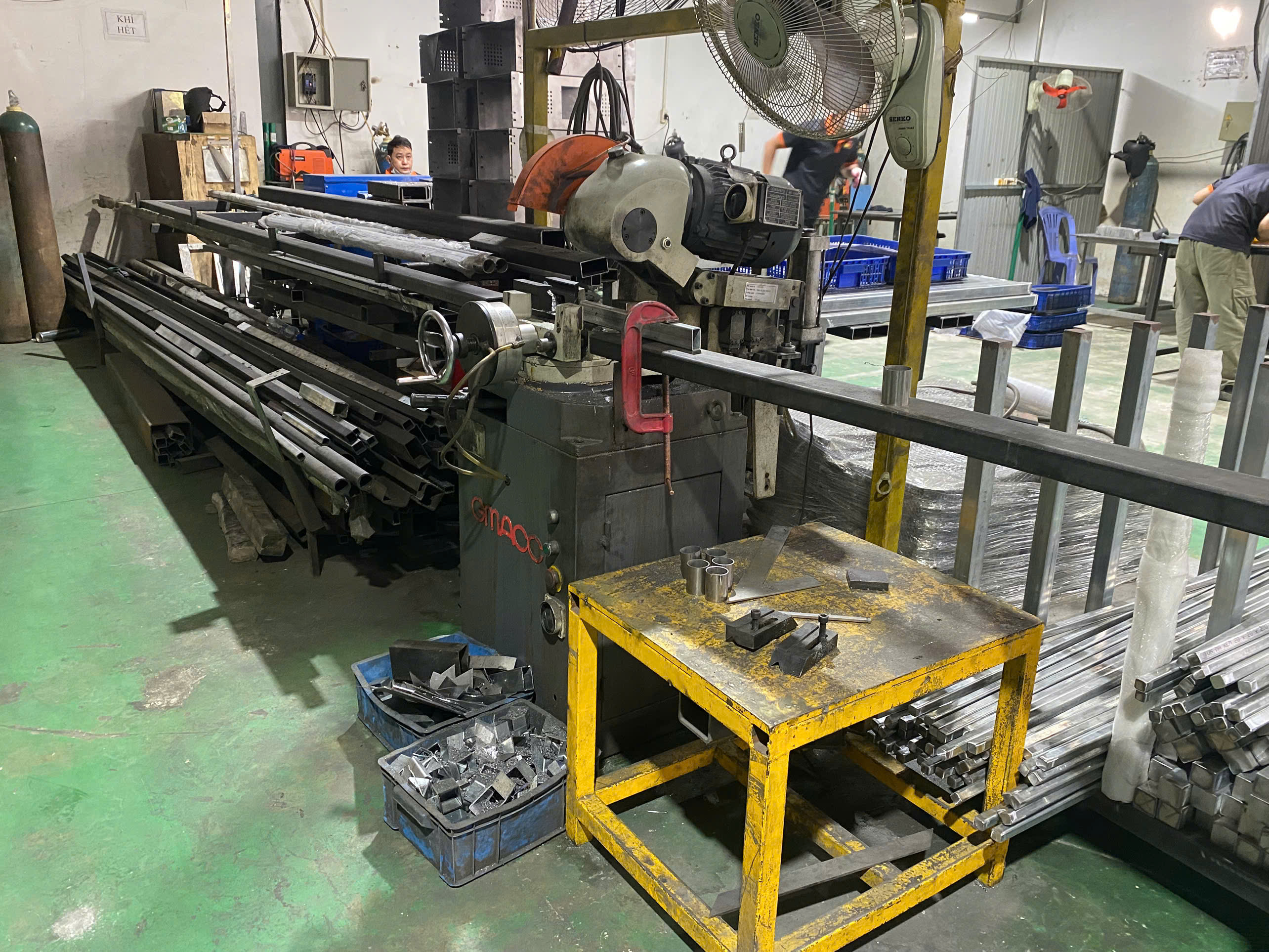 Cutting machine